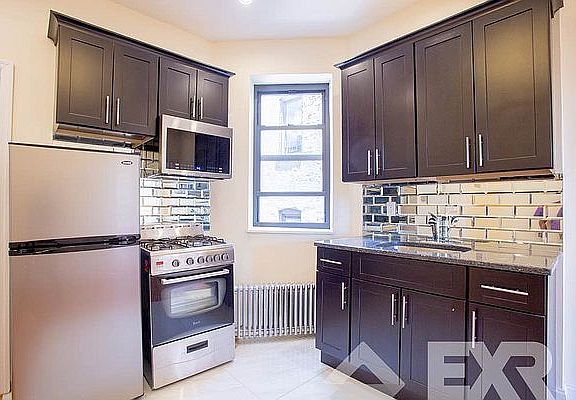 5th image of 637 Saint Marks Ave #3E