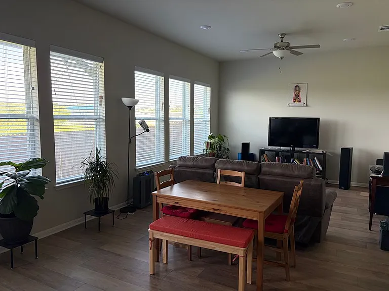 1020 Vista View Dr #1201 — Photo 10