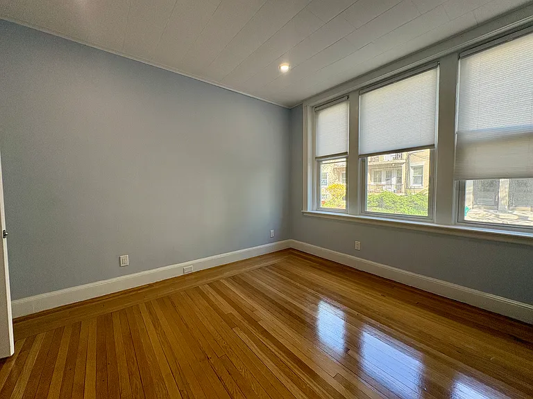 90 Fuller St #1 — Photo 17