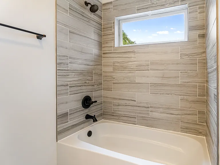 2360 Arrow St — Photo 21