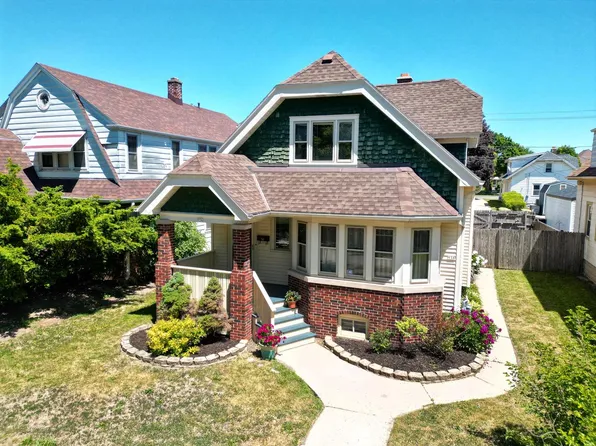936 S 77th STREET, Milwaukee, WI 53214
