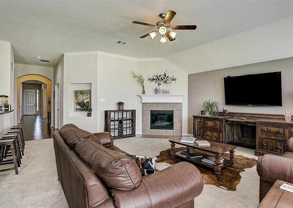 1st image of 2204 Hannah Creek Ct