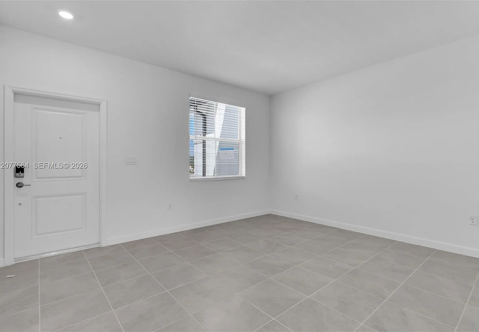 3 bed, 2.5 bath, 1483 sqft, $2,400 — Photo 4
