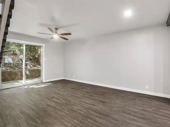 5330 Balcones Dr APT B, Austin, TX 78731