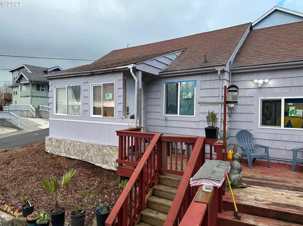 589 Rivington St, Astoria, OR 97103