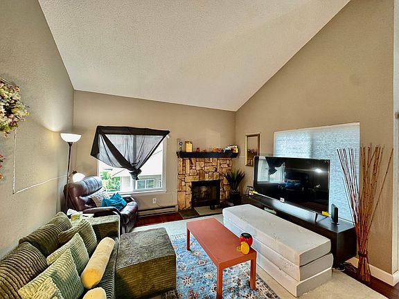 5th image of 14636 NE 45th St APT C15