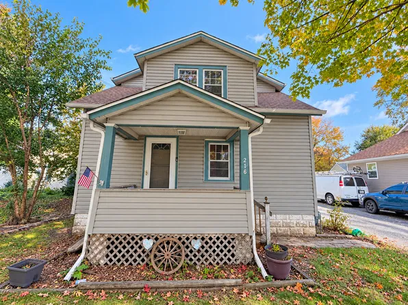 216 Keck Ave, Aurora, IL 60505