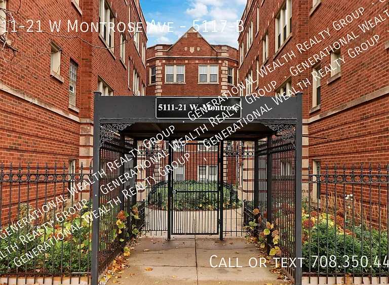 5111-21 W Montrose Ave #5117-B — Photo 2
