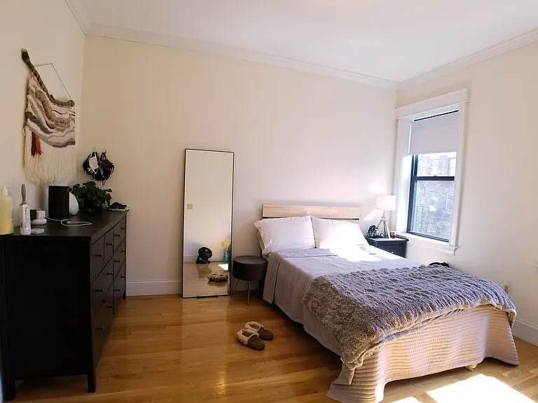 4 Park Vale Ave #1 — Photo 4