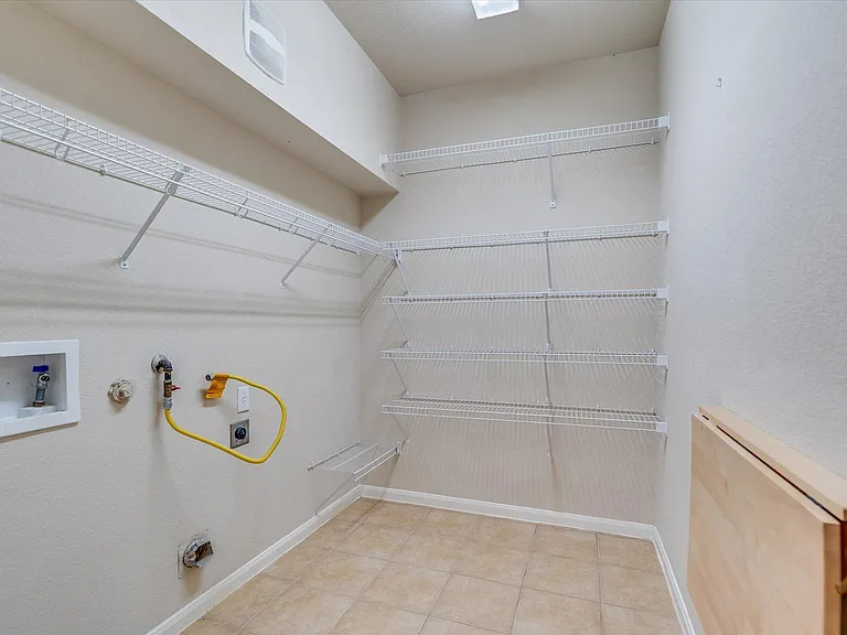 4029 Lake Edge Way — Photo 12