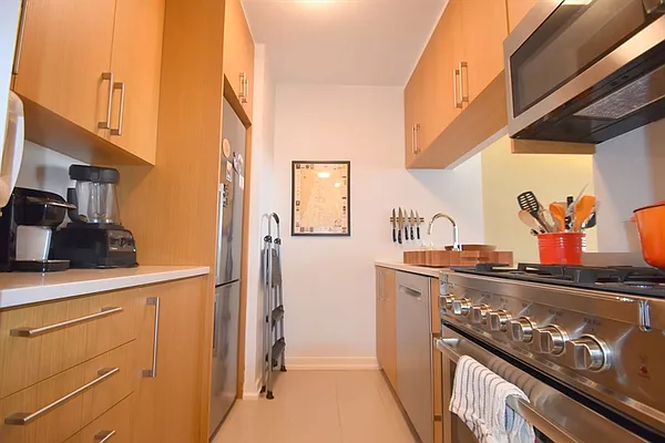 Rented by Citi Habitats | media 4