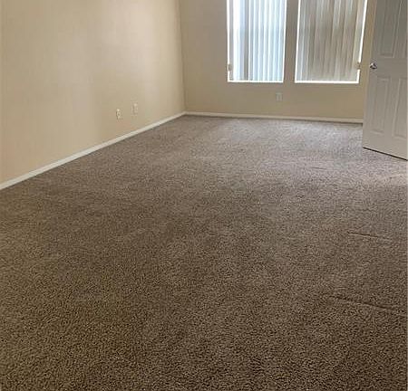 5th image of 341 Silverado Pines Ave