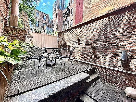 1st image of 62 W 70th St APT 1B