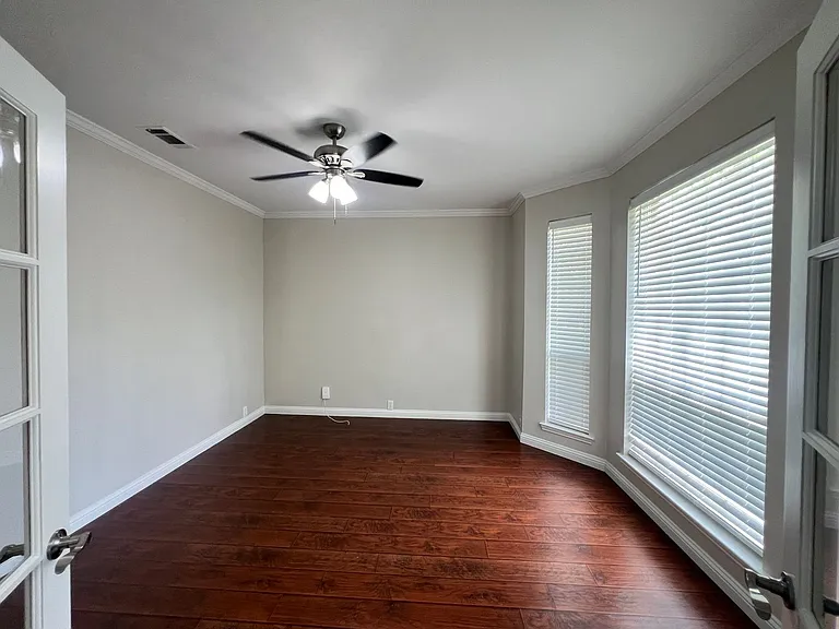 2505 Hunters Run Dr — Photo 21