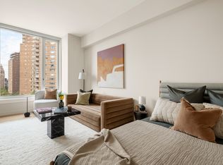 280 W 24th St #3O, New York, NY 10011