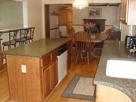 3rd image of 2646 Bryan Cir