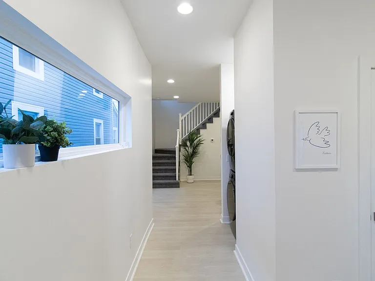 1627 English Ave — Photo 10
