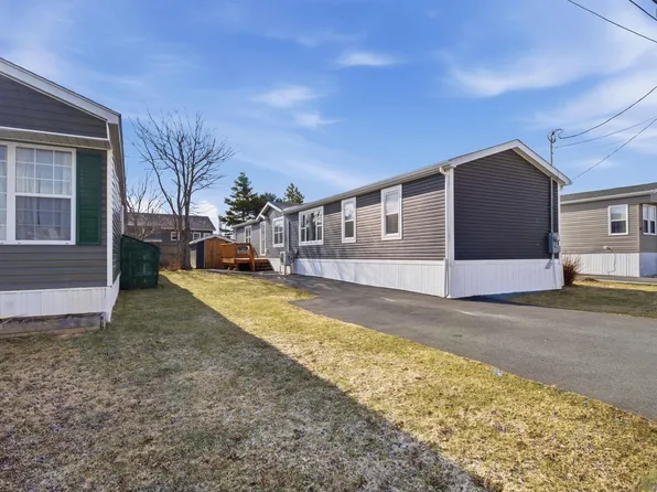 65 Birchill Dr, Halifax, NS B3G 1C8