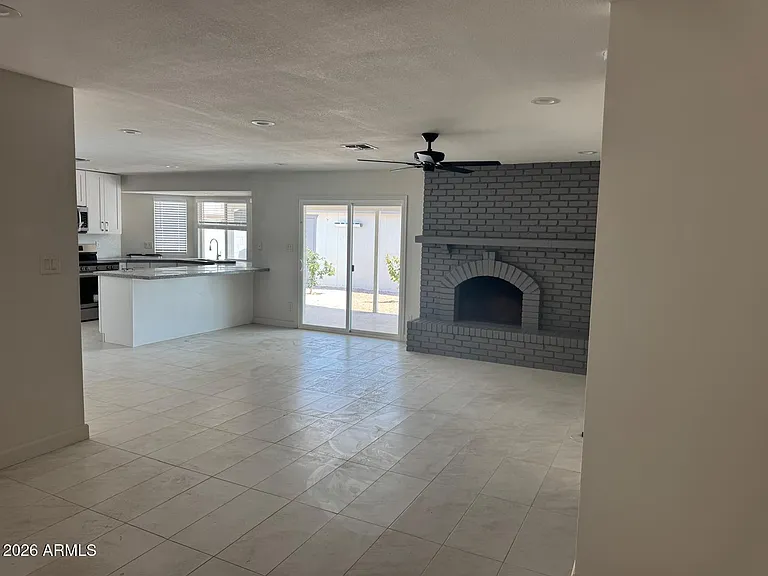 8837 W Highland Ave — Photo 16