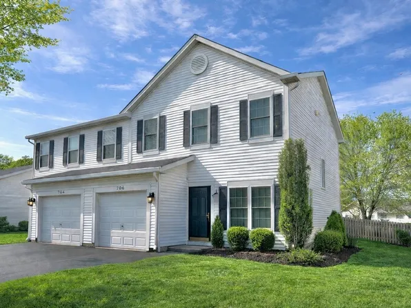 704 S Shannon Dr, Romeoville, IL 60446