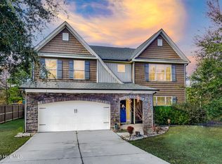 109 Creek End Court, Swansboro, NC 28584