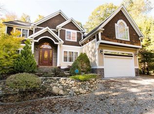 455 Tillinghast Rd, East Greenwich, RI 02818