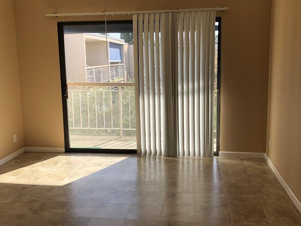 1st image of 490 N Civic Dr APT 504