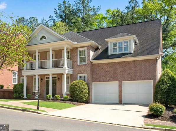 1555 Heritage Trl, Roswell, GA 30075