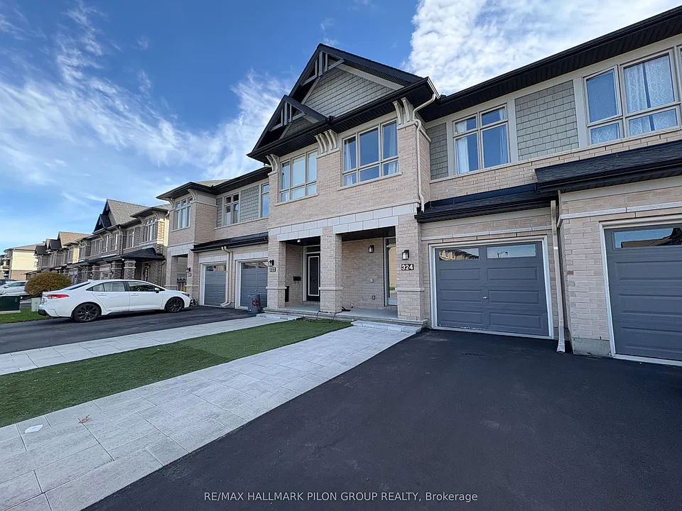 324 Rainrock Cres