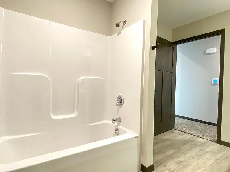 786 Peregrine Cir — Photo 48