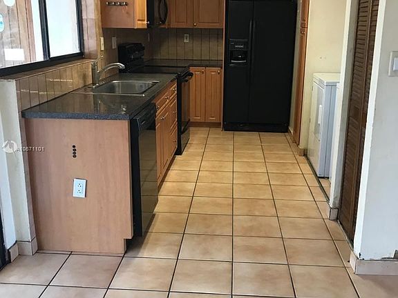 4th image of 4956 SW 136th Pl #4956