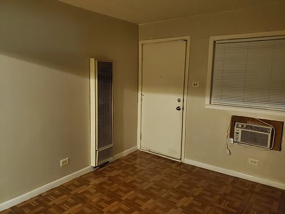4th image of 4816 157th St APT 16