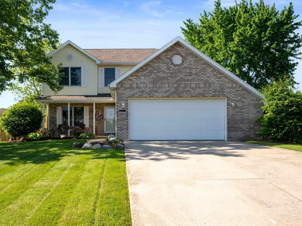 7805 W Kennedy Pkwy, Yorktown, IN 47396