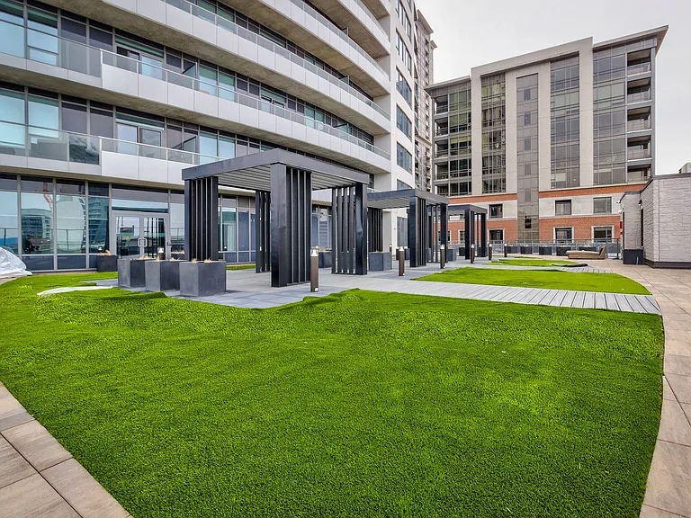 20 George St #2401 — Photo 3
