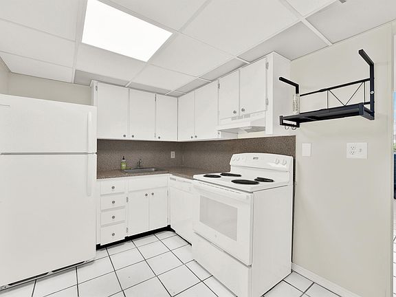 5th image of 134 Salamanca Ave #12B