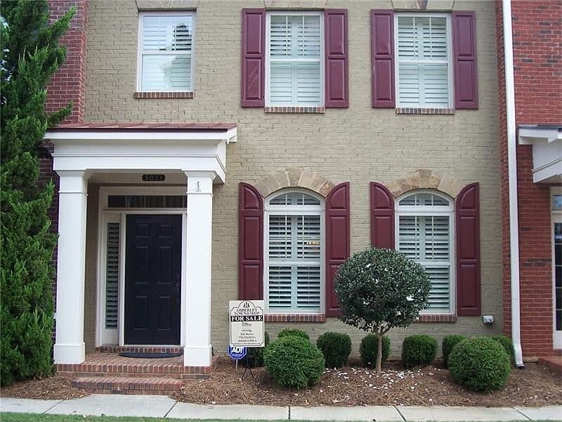 2nd image of 5021 Rosalie Rd