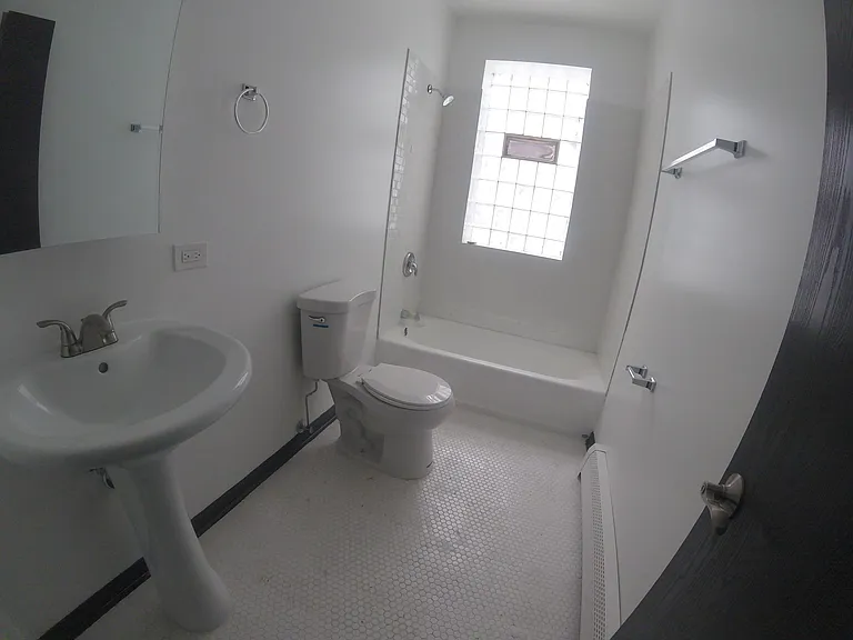 109E57bath_07102019