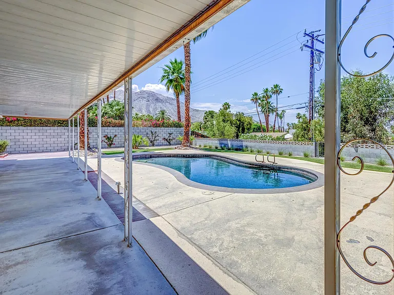 72896 Tamarisk St — Photo 30
