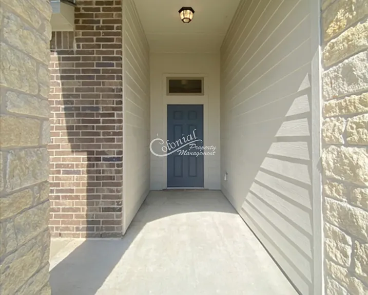 7910 Marsala Dr — Photo 2