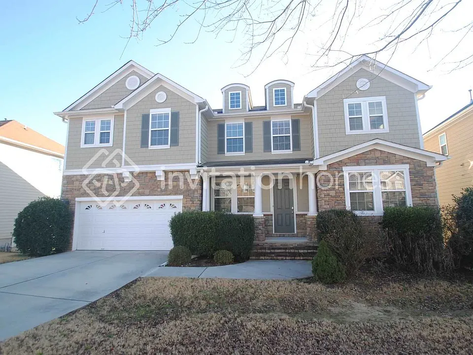 1208 Lanier Springs Dr
