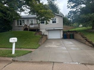 505 Nob Hill Ter, Bellevue, NE 68005