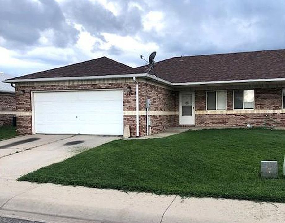 1st image of 176 Calabria Dr