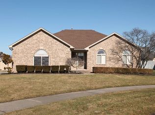 28807 Wales Ct, New Baltimore, MI 48047