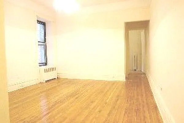 Rented by Douglas Elliman | media 15