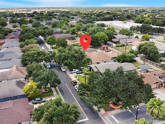 5th image of 2712 Upas Ave
