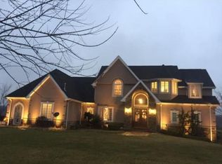 375 Mount Vista Ct, Bluefield, VA 24605