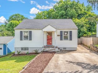 4316 Hayes Rd, Knoxville, TN 37912