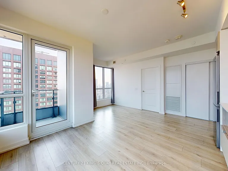 395 Bloor St E #4710 — Photo 14