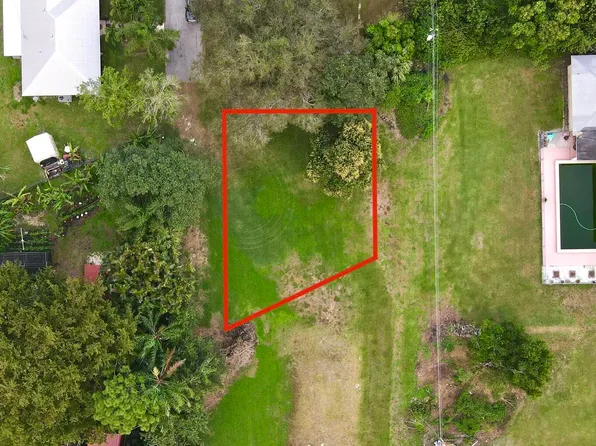 609 SE 8th Street, Belle Glade, FL 33430