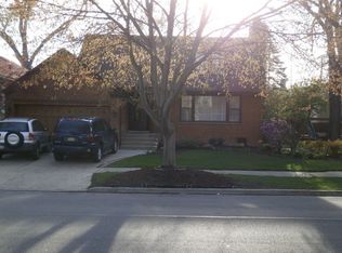 9038 S Claremont Ave, Chicago, IL